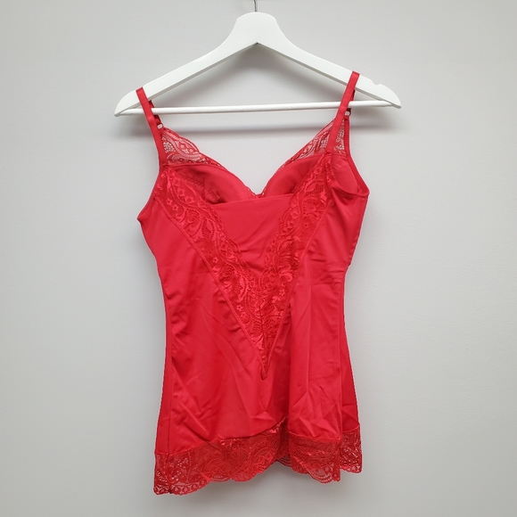 Rhonda Shear Pin-Up Cami with Lace, Style: 6674 - Picture 3 of 7